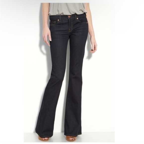 J Brand Denim - J Brand Babe Wide Leg Flared Denim in Starless Size 26 dark wash mid rise